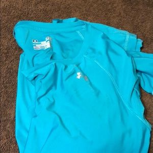 Long sleeve under armour fitted heat gear shirt